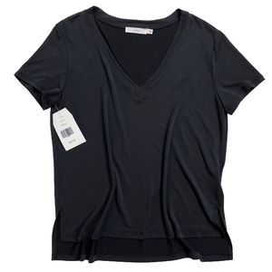 Lush V-Neck Tunic Tee Angled Hem Short Sleeve Black S NWT